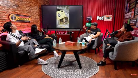 PodHub .